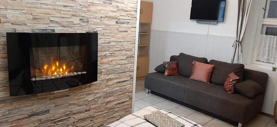 Harmónia Parasztház és Apartman Poroszló Exterior foto