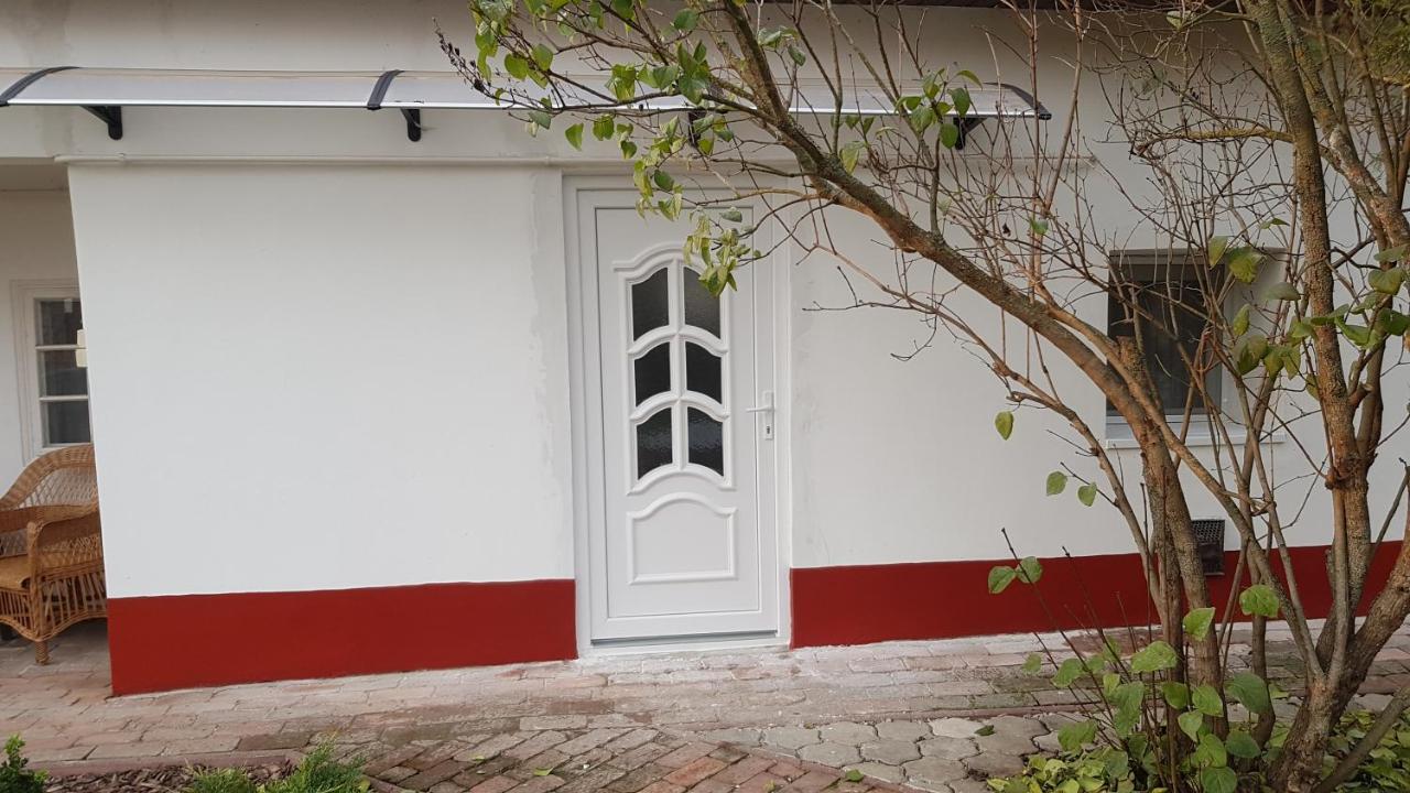 Harmónia Parasztház és Apartman Poroszló Exterior foto